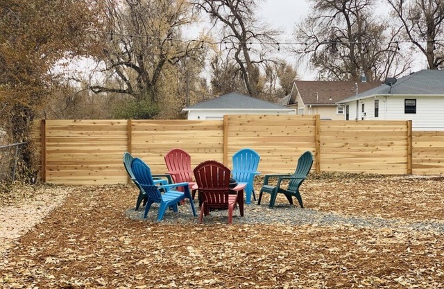 Inviting Bungalow Next to Unc - Free Cruiser Bikes!