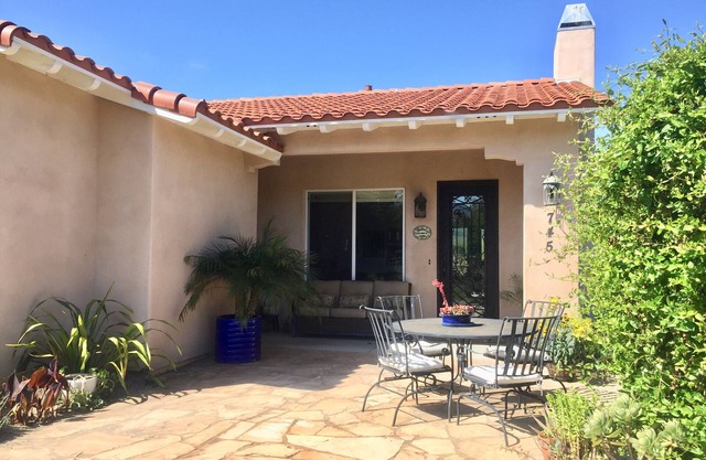 Wunderschön errichtete 2-Bett-2-Bad Casita in Twin Creeks Vineyard🍷 eingebettet