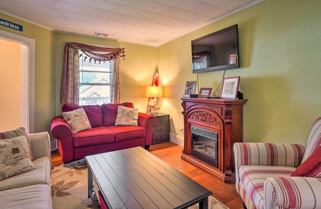 Inviting Getaway w/ Chautauqua Lake Access!