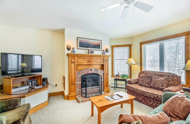 Ski-in / Ski-out-Luxus-Eigentumswohnung im Jay Peak Resort!