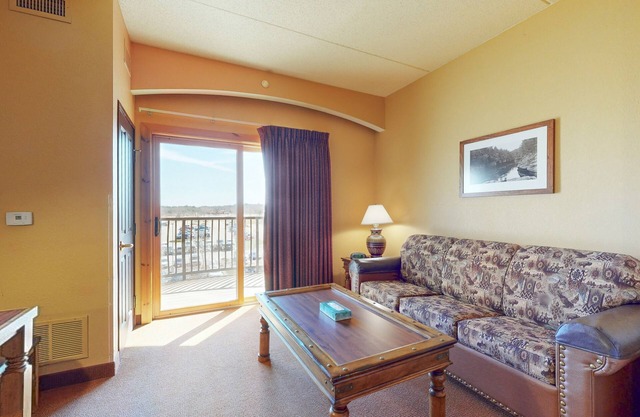 Inviting studio near skiing with on-site golf, central AC, balcony, & free WiFi