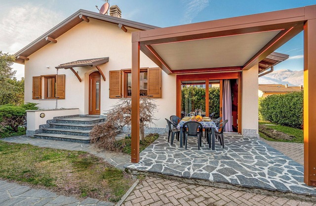 Iris Ferienhaus mit Garten