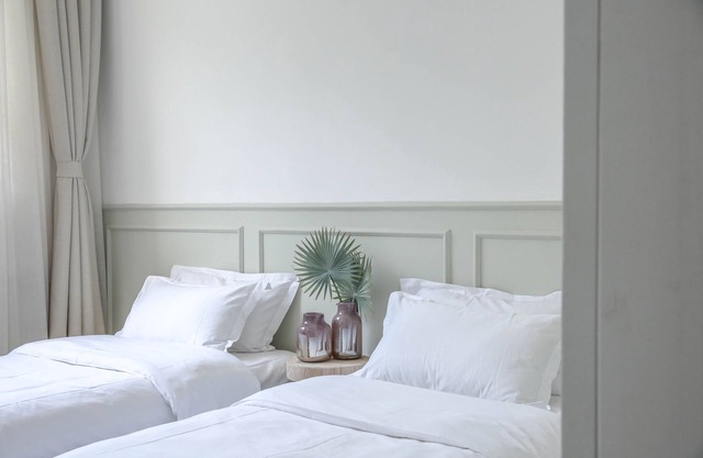Iris House Hotel