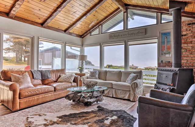 Irish Beach Cottage w/ Beach Access & Ocean Views