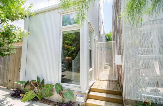 Irish Channel Home - AIA Award-Winning Modern Home