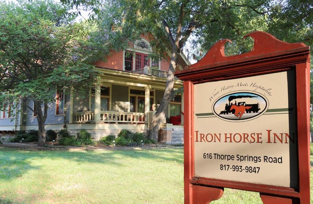 Iron Horse Inn