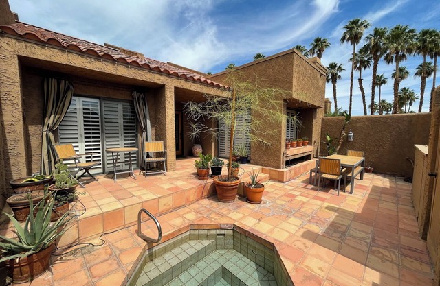 Ironwood Country Club 2 Bedroom with Spa and Mountain Views