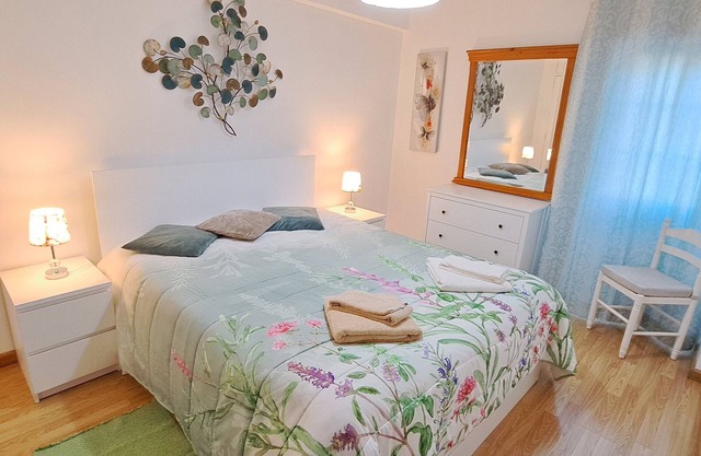 Ferienwohnung (2. Etage) in Rio de Mouro, 6 km von Sintra entfernt