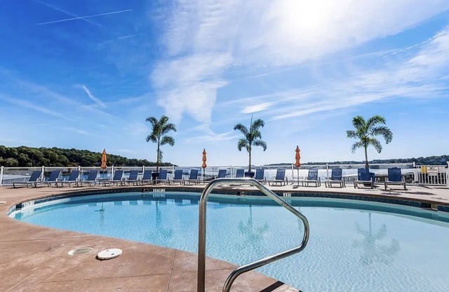 Isla Del Sol Lake Escape! 12x32 Boat slip available!!