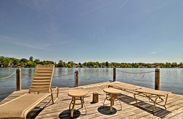 Island Cottage on Evans Lake Boat Rental Required