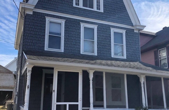 Island Heights NJ Charming Cottage