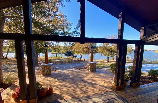 Island retreat on 15 acres of a national park