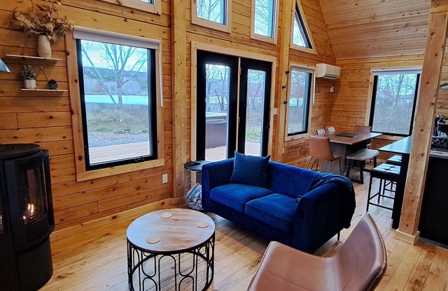 Islander Lodge - Lochaber Lake Lodges