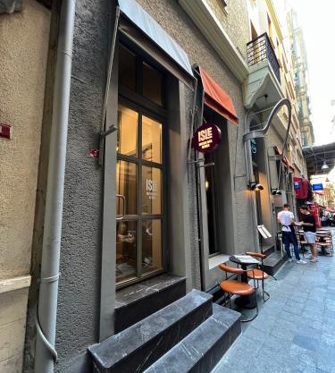 Isle Hotel