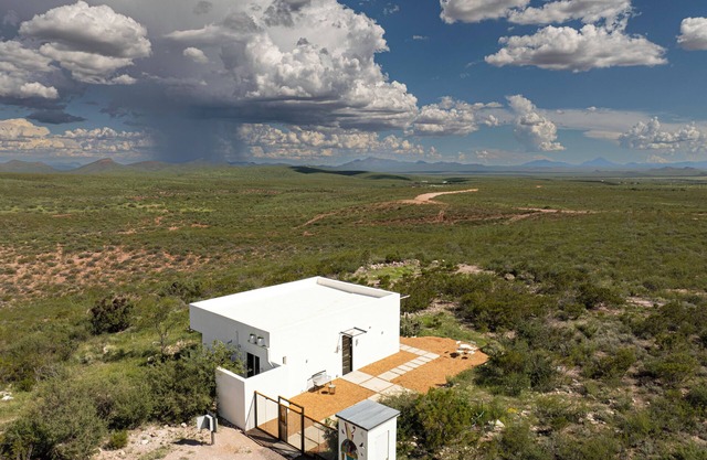 ISLE of SKYe A Desert Modern Casita, Amazing Views 360°