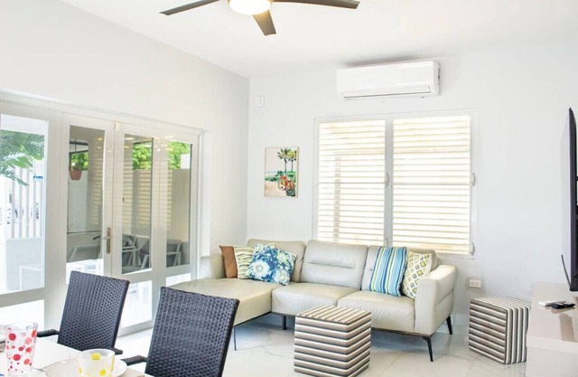 IsmaelRivera60 LaVilla OceanPark