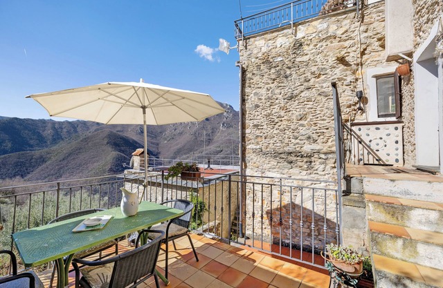 Ferienwohnung 'La Casa Della Lavanda' mit Bergblick, privater Terrasse und WLAN