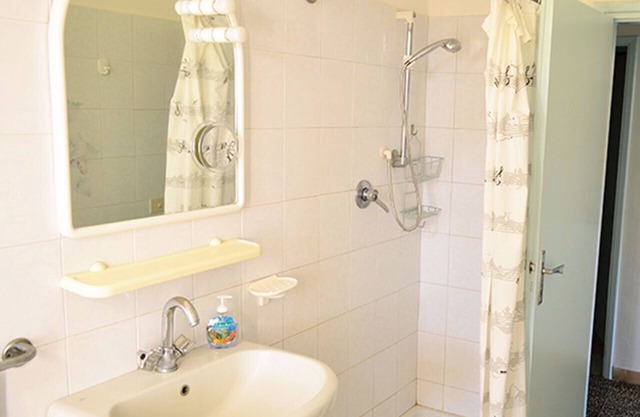 Apartment with veranda and garden just 300 meters from the sea