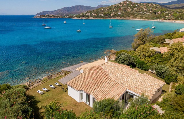 Villa Jovis: Modern Design, Relaxation, Waterfront, Wonderful Sunsets