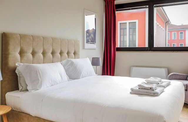 Italianway - Bergonzoli Place - Shakespeare
