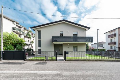 Italstay - Guerrazzi New Flat - Parcheggio privato