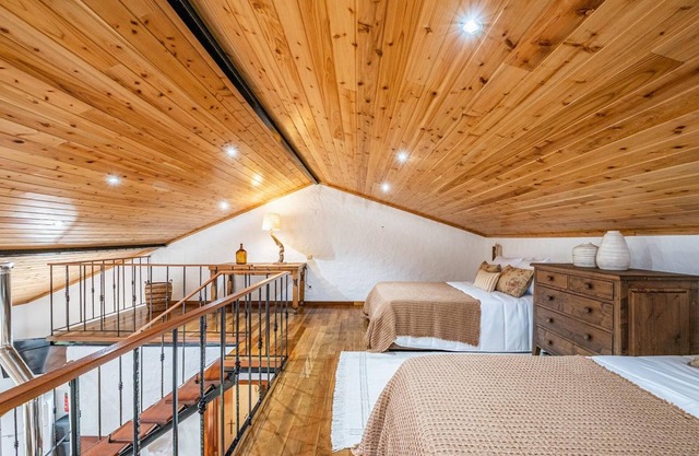 Ivy Cottage by Madeira Sun Travel
