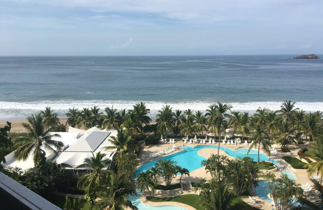 IXTAPA-MONARCA Entspannende BEACHFRONT CONDO mit herrlichem Blick (Renovierte Schlafzimmer)