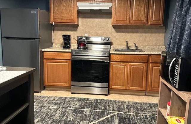 iZhaan Suites