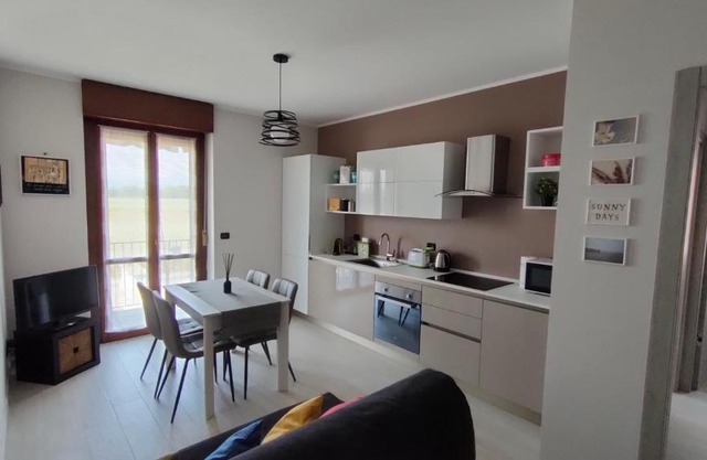 Jacaranda apartment, Caselle TO