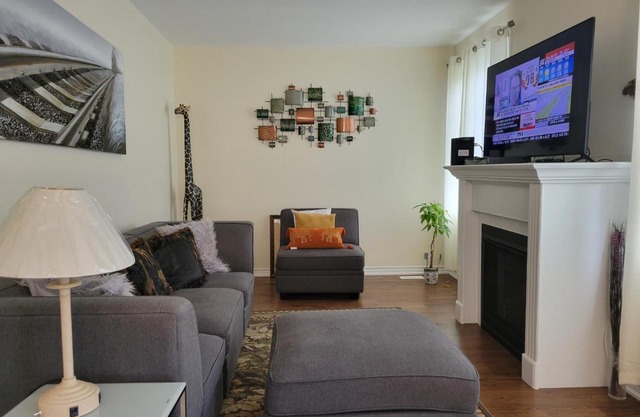 Jack & Jill Private Suite @RoseGlen Place