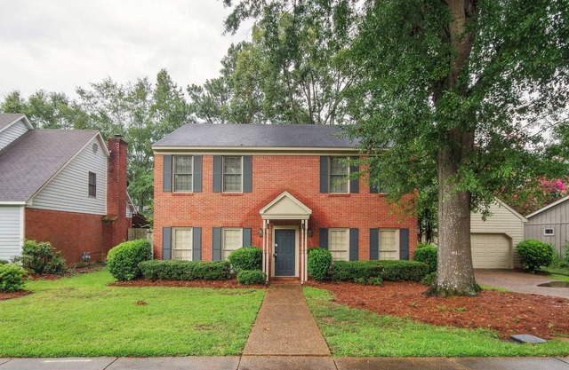 Jackson Getaway w/ Patio - 5 Miles to Lake!