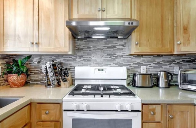 JadeHome -- Townhome style
