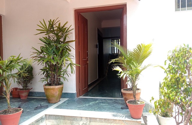 Janaki House