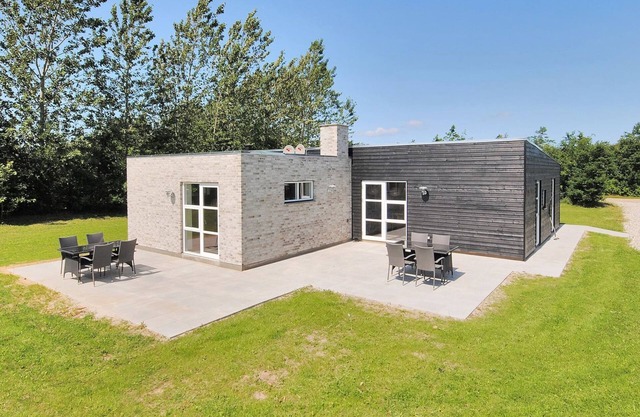 "Jarven" - 500m to the inlet by Interhome