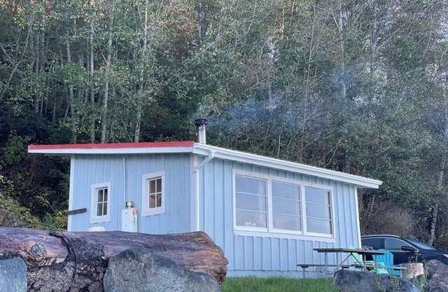 Jasper Inn - Strandkabine an der Straße von Juan De Fuca