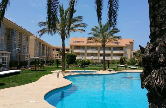 Javea Golden Beach 2 Apartment mit 60m2 Terrasse, auf einer Ebene, WIFI, Arena