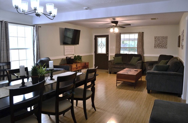 Jenkfarm Getaway is a charming, family friendly, home located in Nolanville, Tx