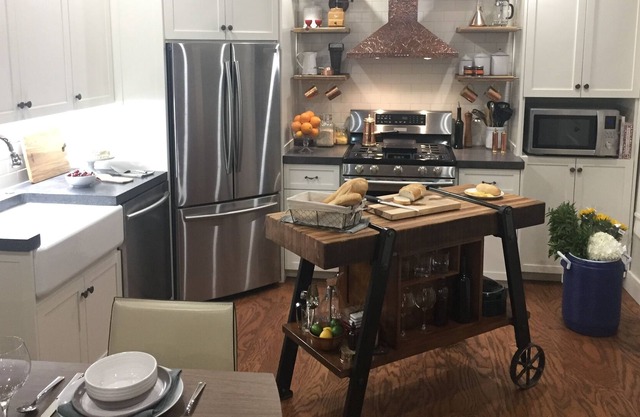 Jeromes Boomtown Builders Suite in Bakers Haus