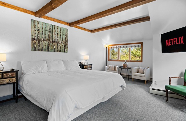 Jessie's Harvest House Suite