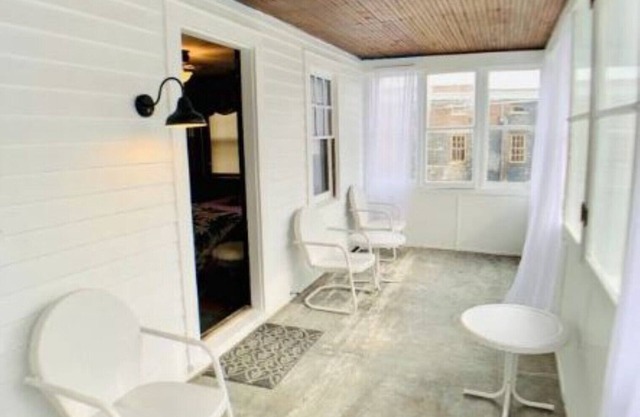 Jewel Box Cottage in Historic Maysville KY
