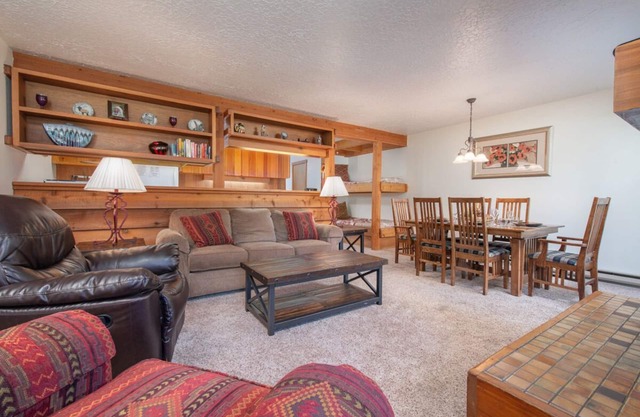 JHRL - Buckwheat 1814 - First floor Aspens condo, walk to market and bus stop