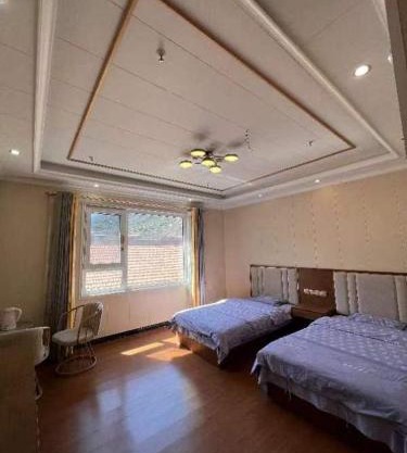 Jinshanling Great Wall Longteng Farmhouse