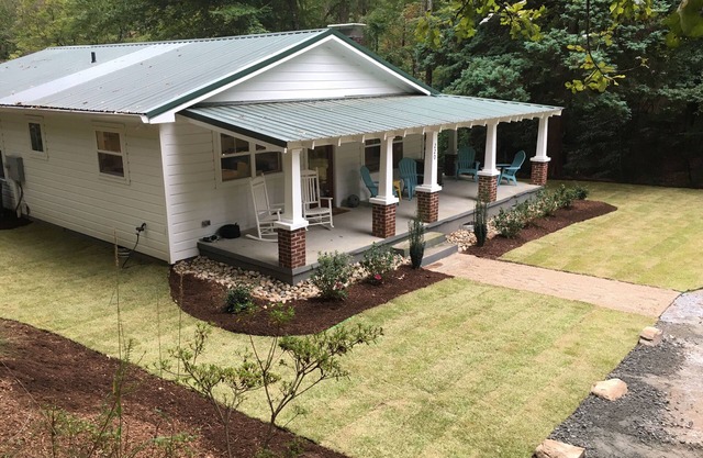 Jocassee Bungalow | 2 Morgen Privatbesitz | Flucht. Ziehen Sie den Stecker heraus. Entspannen Sie Sich.