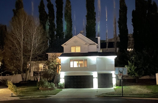Joe’s secluded retreat (Basement with private entry)