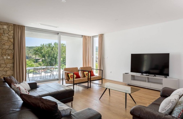 JOIVY Exquisite villa w/ Pool & Parking
