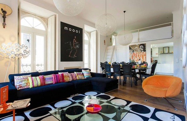 Opern Design Apartment RentExperience