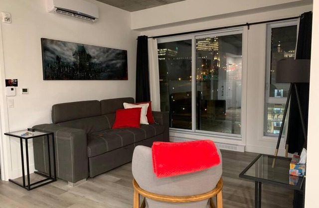 Joli condo en basse-ville - Parking gratuit 309357