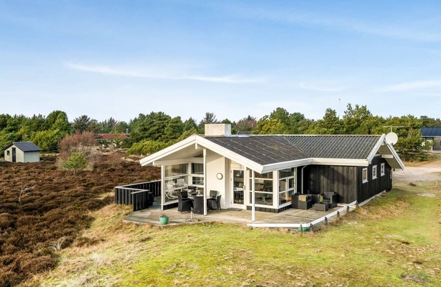 "Josef" - 950m from the sea by Interhome
