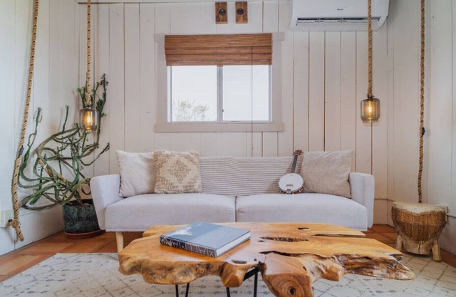 Joshua Tree House of Mercury