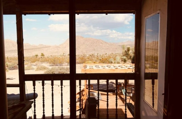 Joshua Tree’s Highland Hideaway Compound